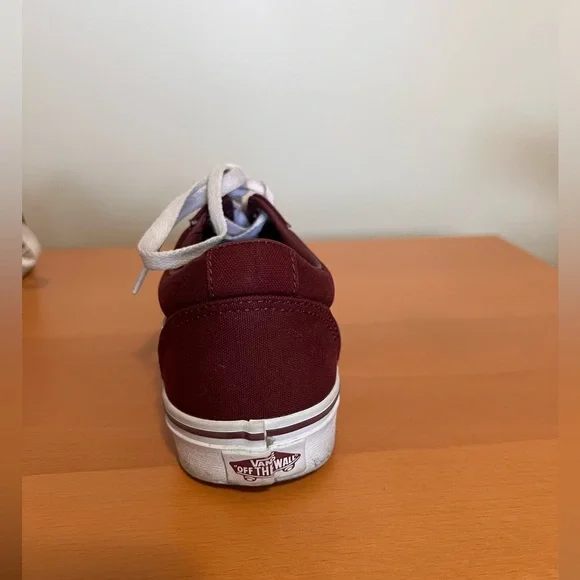Vans Low Top Ward Canvas Burgundy shoes woman’s size 6.5 - Picture 7 of 15